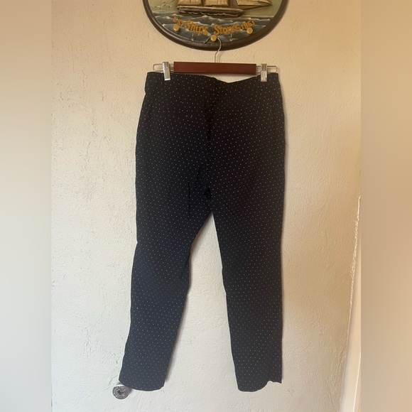 Banana Republic Sloan Curvy Fit Navy and White Trouser Pants - Picture 2 of 7